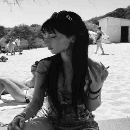 Lara Mila - Заплаканная
